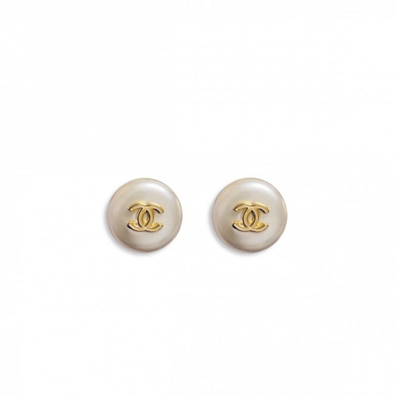 (image for) CHANEL PEARL EARRING